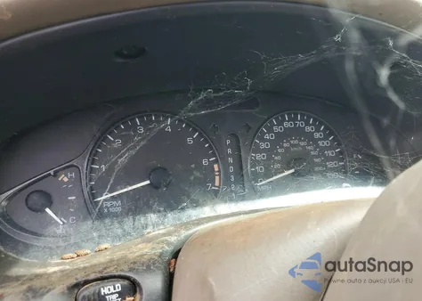 2000 Oldsmobile Alero Gls from USA, damaged, VIN 1G3NF52E3YC392279